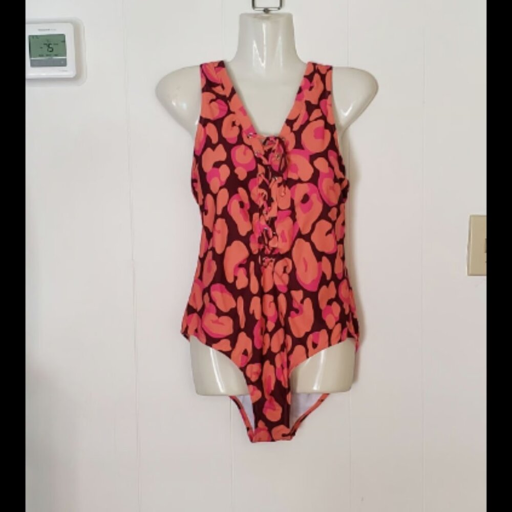 MEET CURVE LACE UP FRONT ONE PIECE SWIMSUIT